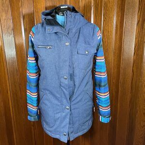 DC Falcon Women’s Medium Snowboard Ski Jacket Blue Hooded Winter Coat